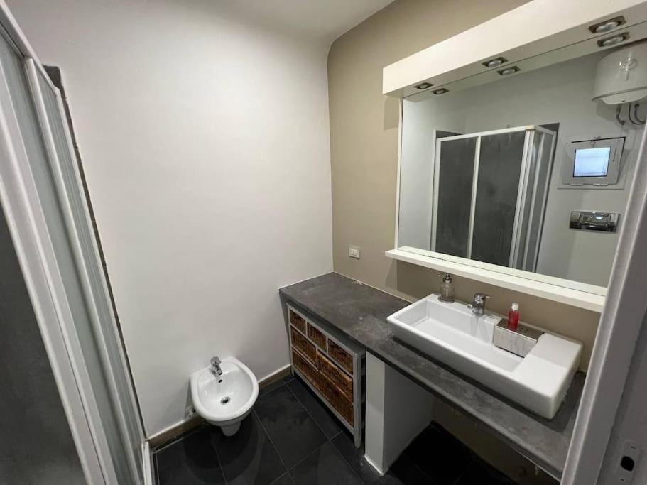 A Flat With A View In The Heart Of The Old Town Apartment Bari Bagian luar foto
